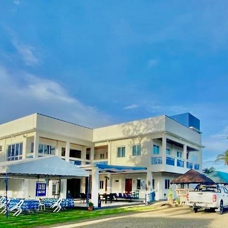 Hip Nautic Beach Resort Powered By Cocotel Лиан Екстериор снимка